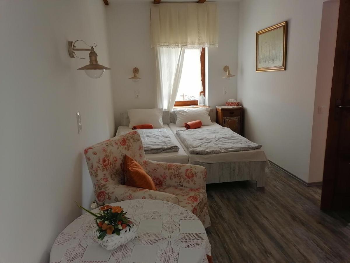 Míves Vendégház Pogány Exterior foto